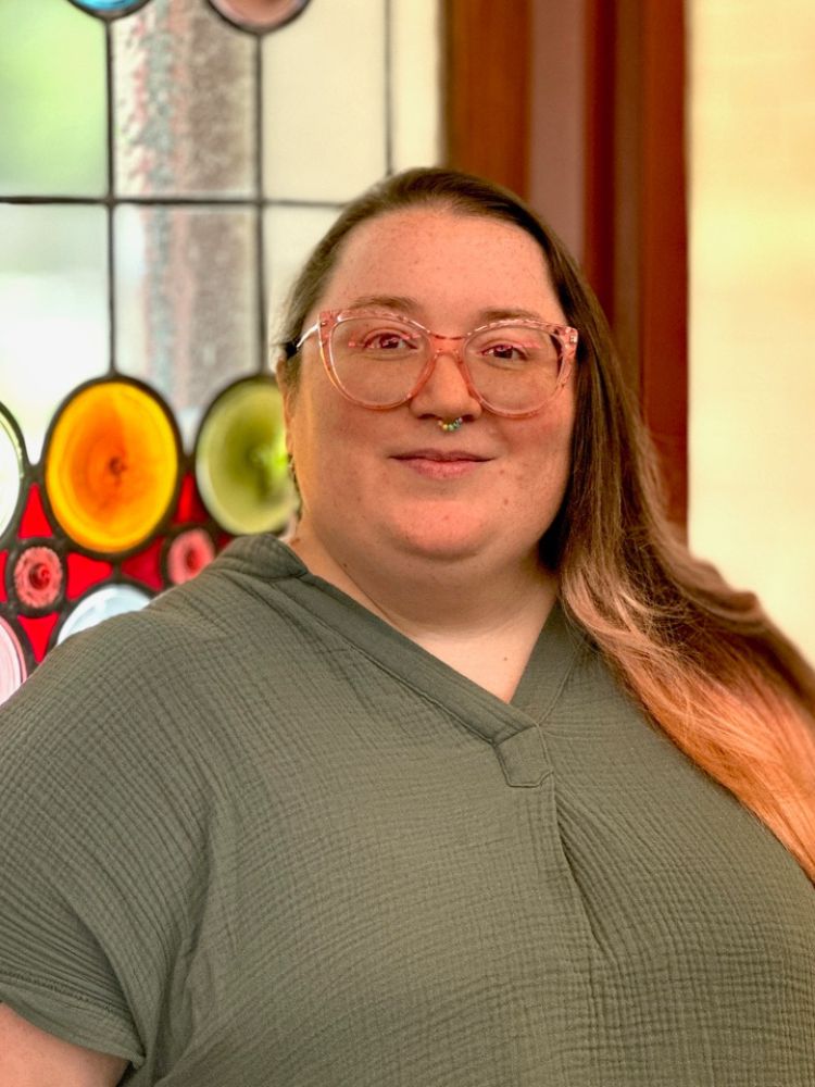 Sophia - Receptionist